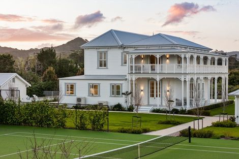 Photo of property in 130 Omaha Flats Road, Tawharanui Peninsula, Warkworth, 0986