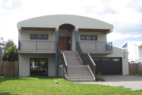 Photo of property in 22 Kaye Road, Pataua North, Whangarei, 0175