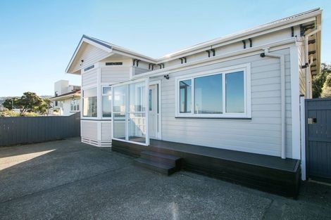 Photo of property in 173 The Esplanade, Petone, Lower Hutt, 5012