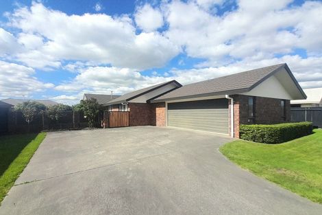 Photo of property in 37 Branigan Parade, Kelvin Grove, Palmerston North, 4414