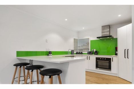 Photo of property in 33/64 Kawaha Point Road, Kawaha Point, Rotorua, 3010