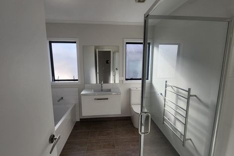 Photo of property in 40 Onekiritea Road, Hobsonville, Auckland, 0616