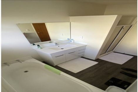 Photo of property in 4/33 Wrights Road, Addington, Christchurch, 8024