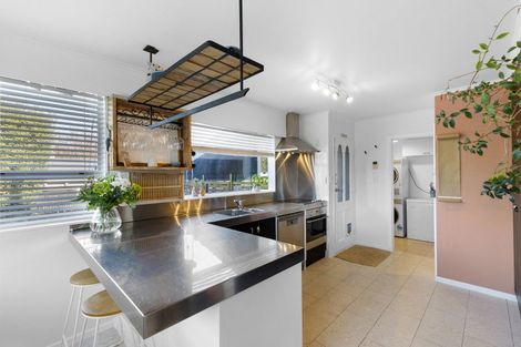 Photo of property in 59 Pasadena Crescent, Totara Park, Upper Hutt, 5018