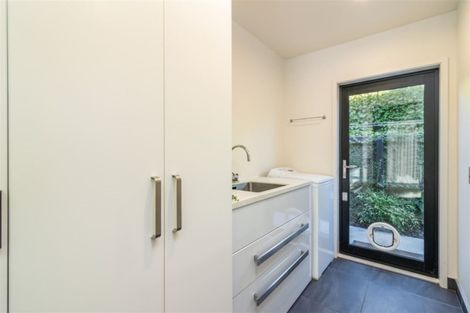 Photo of property in 33a Jacksons Road, Merivale, Christchurch, 8014