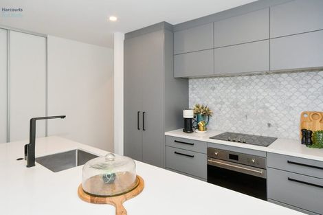 Photo of property in 6 Hoiho Road, Pukekohe, 2120