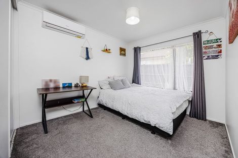 Photo of property in 242 Mahia Road, Weymouth, Auckland, 2103