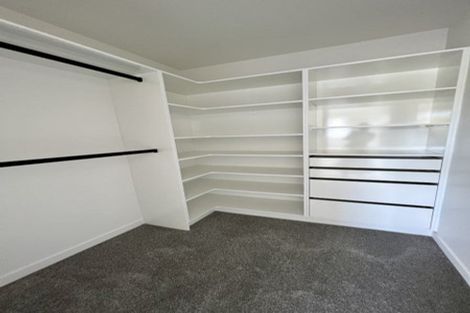 Photo of property in 2 Fiesta Drive, Half Moon Bay, Auckland, 2012