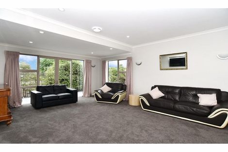 Photo of property in 23 Papaumu Green, Parklands, Christchurch, 8083