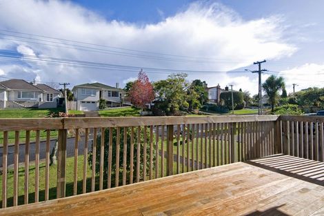 Photo of property in 43 Angelo Avenue, Howick, Auckland, 2014