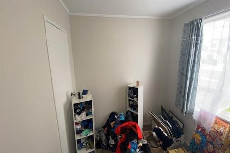 Photo of property in 2 Adel Place, Weymouth, Auckland, 2103