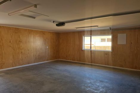 Photo of property in 658c Pioneer Highway, Highbury, Palmerston North, 4412