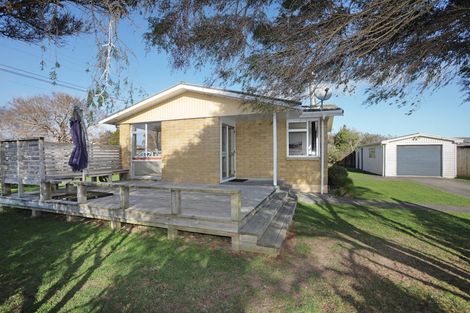 Photo of property in 1 Edward Street, Bulls, 4818