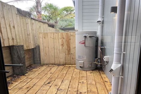 Photo of property in 8a Neptune Avenue, Beach Haven, Auckland, 0626