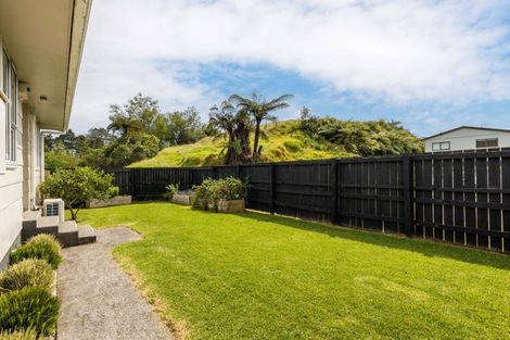 Photo of property in 119 Riversdale Drive, Merrilands, New Plymouth, 4312