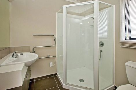 Photo of property in 26 Sonoma Crescent, Oteha, Auckland, 0632