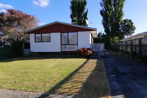 Photo of property in 14 The Square, Manor Park, Lower Hutt, 5019