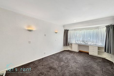 Photo of property in 8 Coulthard Terrace, Opaheke, Papakura, 2113