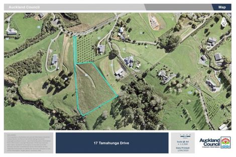 Photo of property in 17 Tamahunga Drive, Matakana, 0985