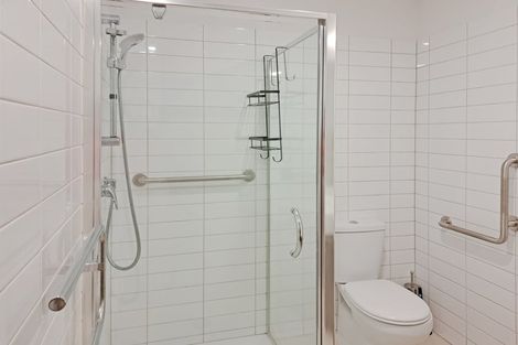 Photo of property in Bella Vista, 3b/84 Gunner Drive, Te Atatu Peninsula, Auckland, 0610