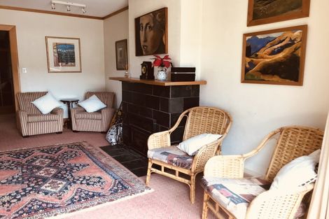 Photo of property in 8 Rutland Street, Picton, 7220