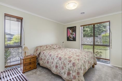 Photo of property in 1 The Ritz, Orewa, 0931