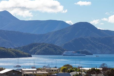 Photo of property in 9 Rimu Terrace, Waikawa, Picton, 7220