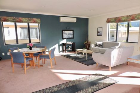 Photo of property in 5/5 Court Road, Tawa, Wellington, 5028