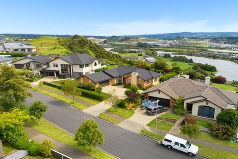 Photo of property in 56 Rexford Heights, Pyes Pa, Tauranga, 3112
