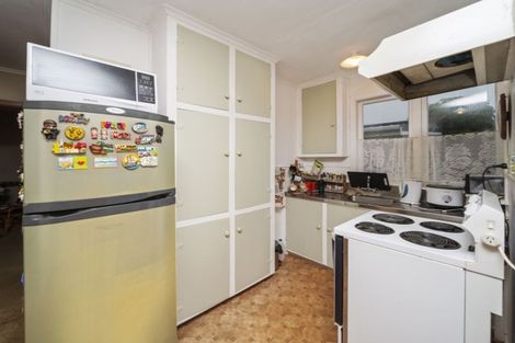 Photo of property in 1 Aytoun Street, Opunake, 4616