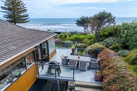 Photo of property in 42 Ames Street, Paekakariki, 5034