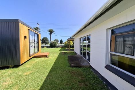 Photo of property in 1/52 Bayly Street, Waitara, 4320