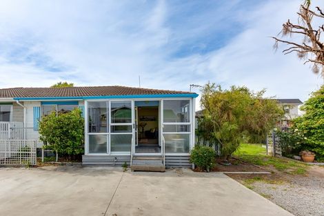 Photo of property in 1/136 Wainoni Road, Avondale, Christchurch, 8061