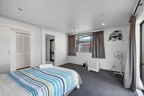 Photo of property in 108 Benmore Avenue, Cloverlea, Palmerston North, 4412