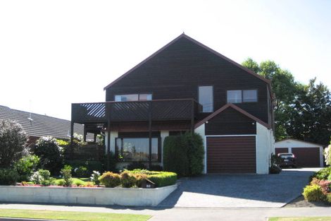 Photo of property in 26 Westgrove Avenue, Avonhead, Christchurch, 8042