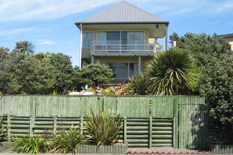 Photo of property in 420 Marine Parade, South New Brighton, Christchurch, 8062