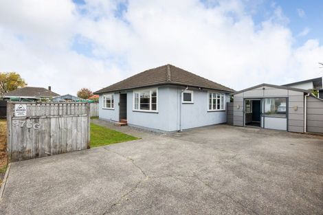 Photo of property in 976g Tremaine Avenue, Roslyn, Palmerston North, 4414