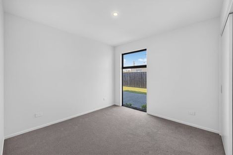 Photo of property in 27 Hanmer Crescent, Rangiora, 7400