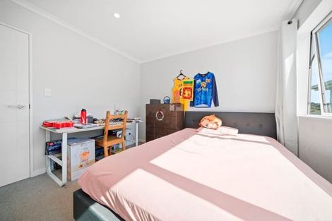 Photo of property in 123a Forrest Hill Road, Forrest Hill, Auckland, 0620
