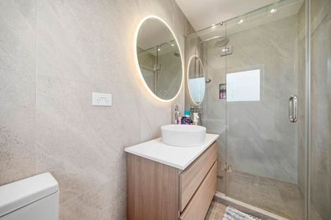 Photo of property in 123a Forrest Hill Road, Forrest Hill, Auckland, 0620