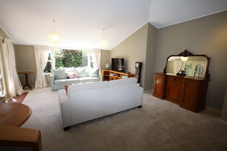 Photo of property in 30 Karaka Road, Otumoetai, Tauranga, 3110