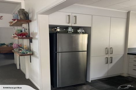 Photo of property in 11 Guys Hill Road, Hospital Hill, Napier, 4110