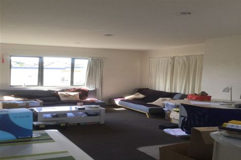 Photo of property in Lynn Park Terrace, 1/12 Ambrico Place, New Lynn, Auckland, 0600