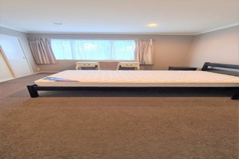 Photo of property in 97e Kinross Street, Blockhouse Bay, Auckland, 0600