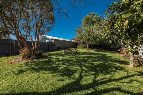 Photo of property in 25 Queen Street, Westport, 7825