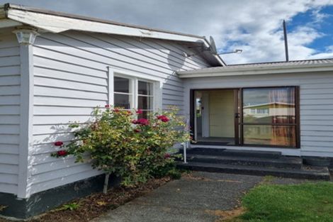 Photo of property in 57 Macandrew Street, Otautau, 9610
