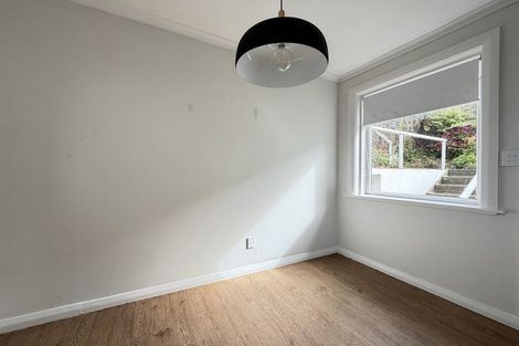 Photo of property in 12 Mertoun Terrace, Highbury, Wellington, 6012