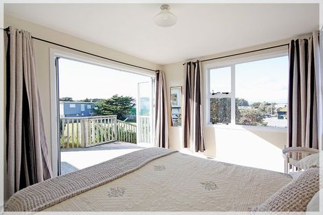 Photo of property in 31 Nelson Street, Foxton Beach, Foxton, 4815