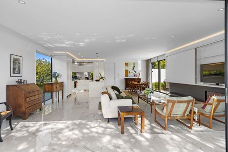 Photo of property in 74 Merivale Lane, Merivale, Christchurch, 8014