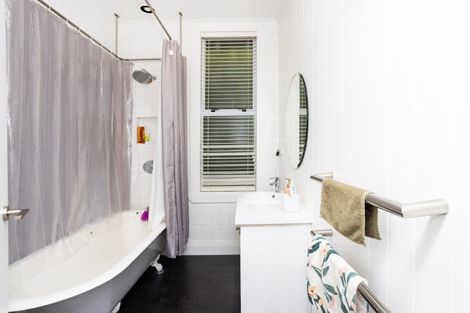 Photo of property in 139 Newcastle Street, Windsor, Invercargill, 9810